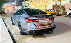 نيسان ألتيما